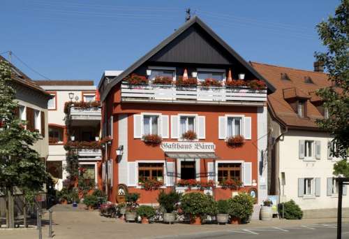 Gasthaus-baeren Gasthaus Bären in Oberrotweil